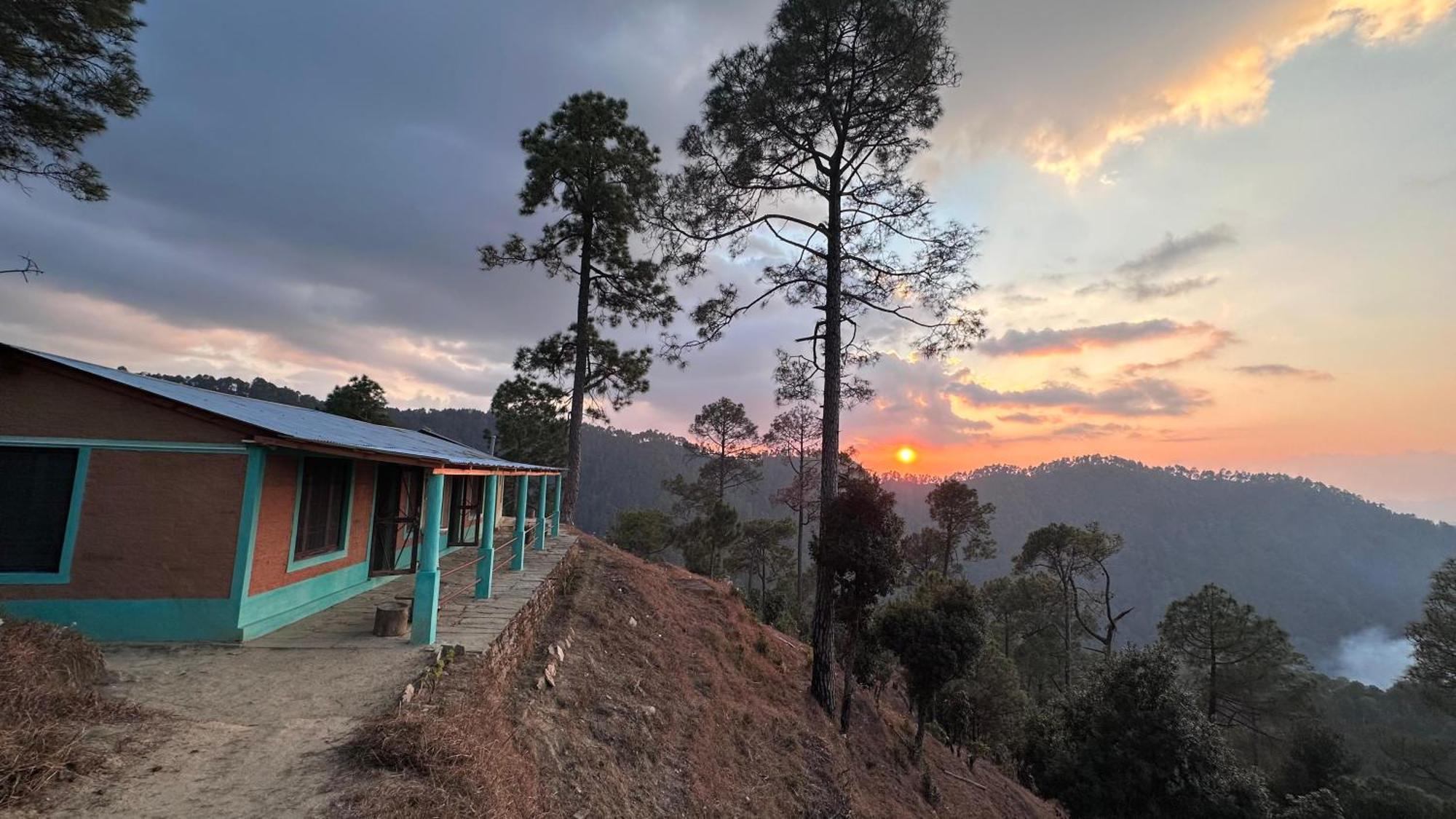 Joshi Cottage Binsar Εξωτερικό φωτογραφία